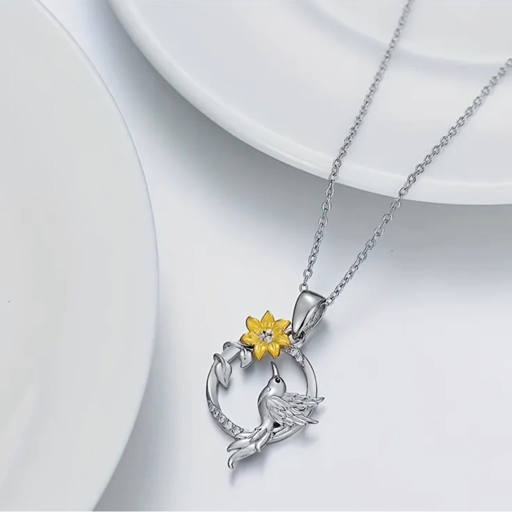 Hummingbird Necklace - Picture 2 of 3